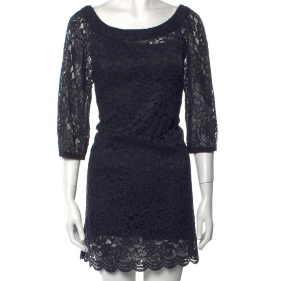 Diane Von Furstenberg Dresses & Skirts - DIANE VON FURSTENBERG ZARITA NAVY LACE SHEATH MINI DRESS